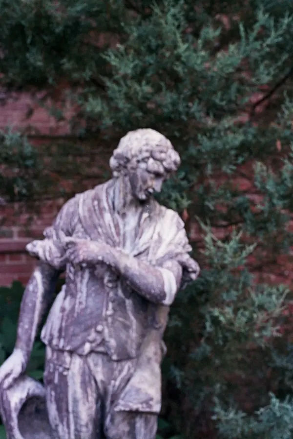 Statue